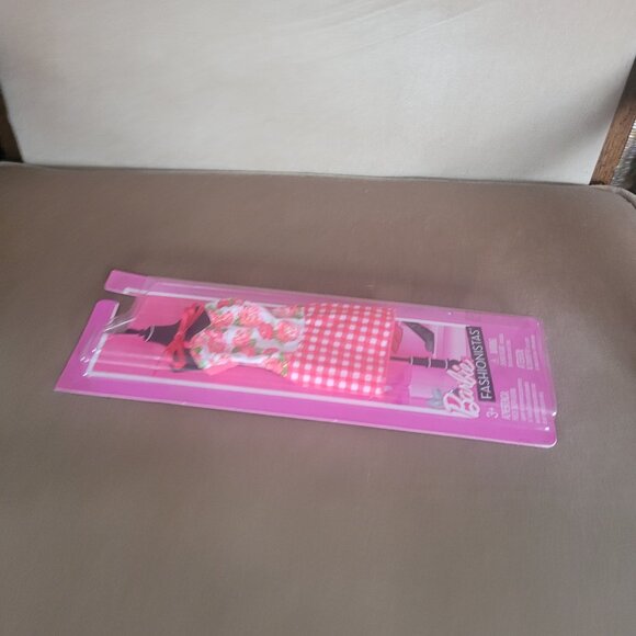 2011 Barbie Fashionistas Dress, New! - Picture 11 of 11